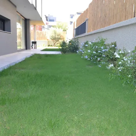 Süper Lüks Havuzlu Merkezde Çeşme