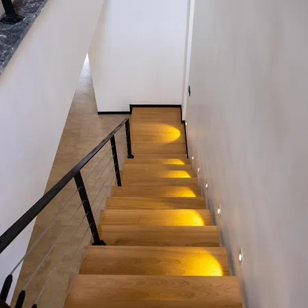 Villa Süper Lüks Havuzlu Merkezde