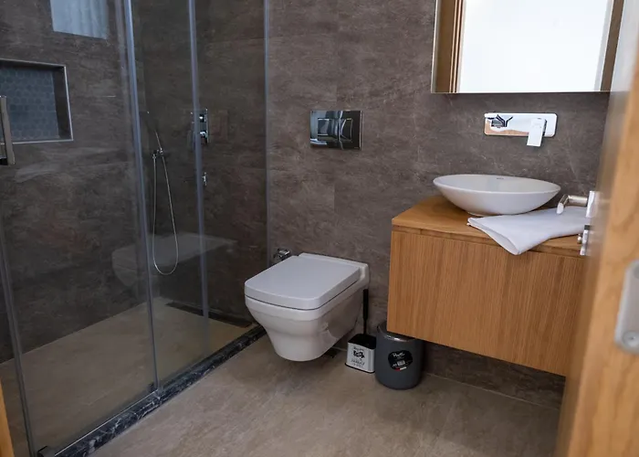 Villa Sueper Lueks Havuzlu Merkezde Çeşme